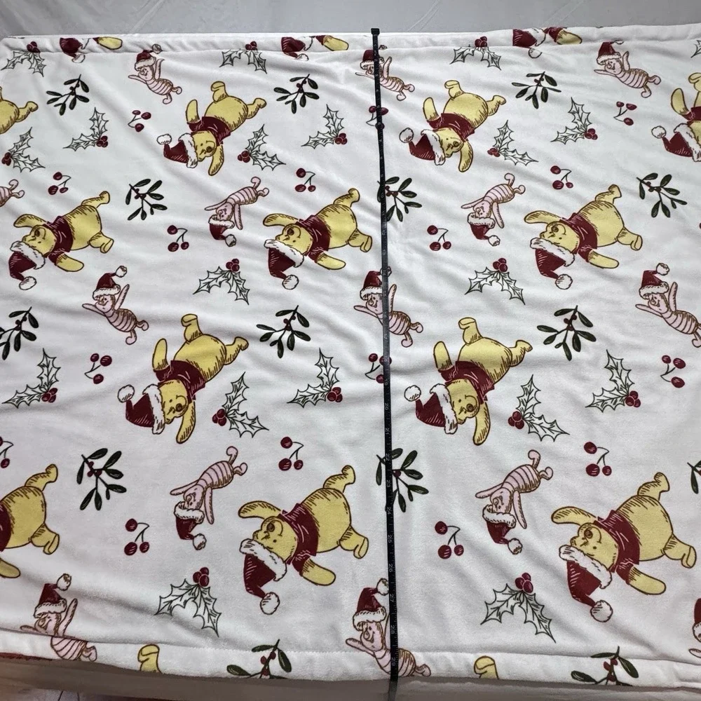 Disney Baby Winnie the Pooh & Piglet Reversible Sherpa Blanket Christmas
